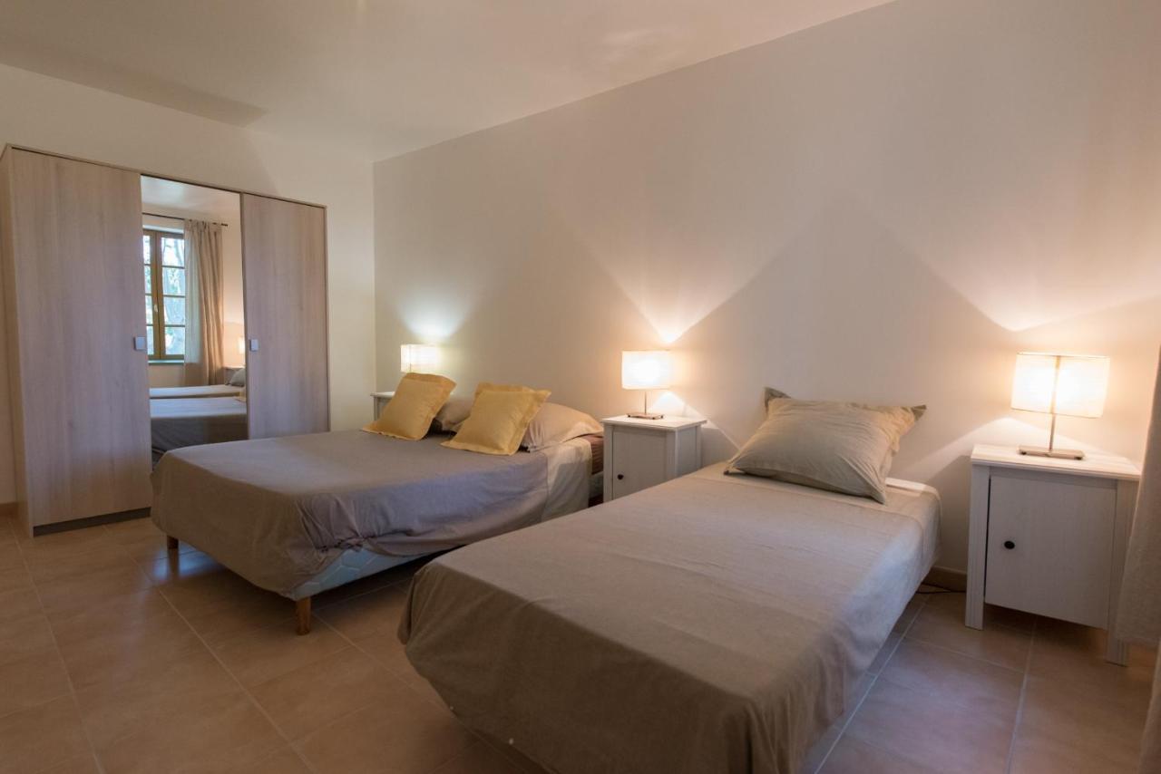 Hotel Le Relais De Pigasse Ouveillan Esterno foto