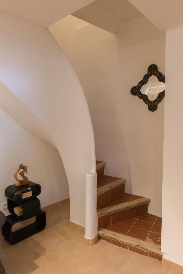 Hotel Le Relais De Pigasse Ouveillan Esterno foto