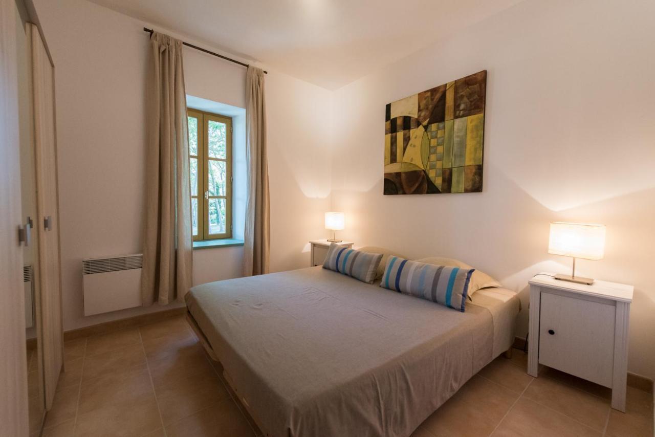Hotel Le Relais De Pigasse Ouveillan Esterno foto
