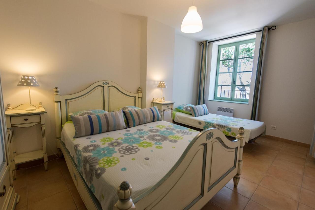 Hotel Le Relais De Pigasse Ouveillan Esterno foto