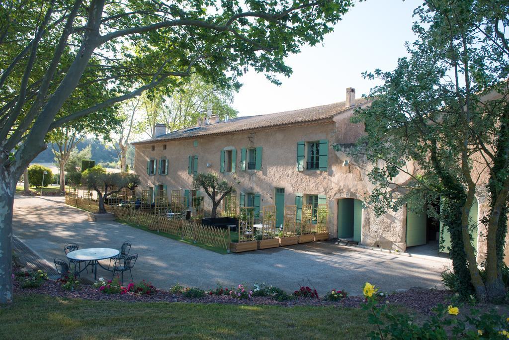 Hotel Le Relais De Pigasse Ouveillan Esterno foto